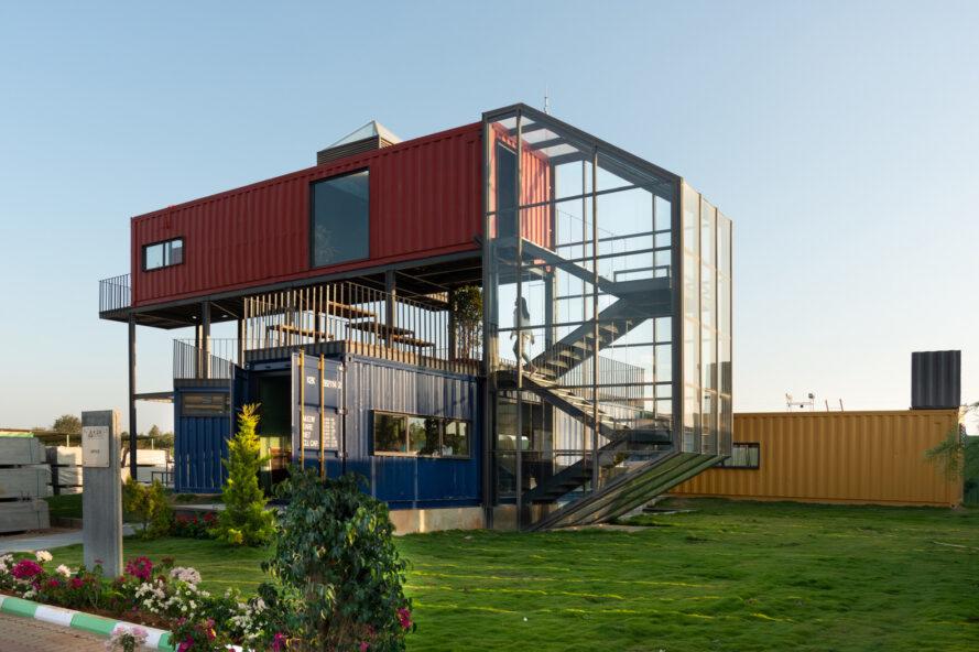 Container Hotel